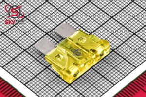 CAR FUSE 20A